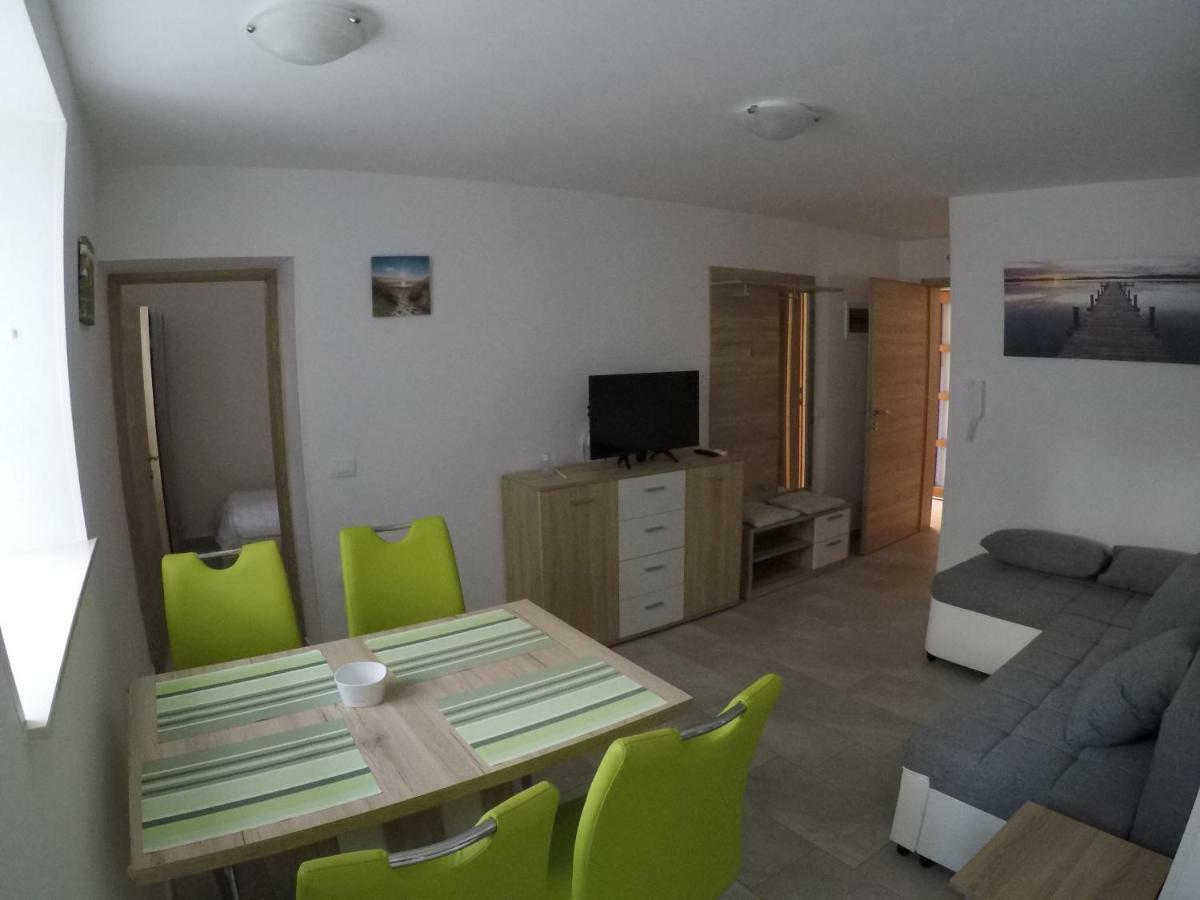Apartmaji Ema Koper Luaran gambar