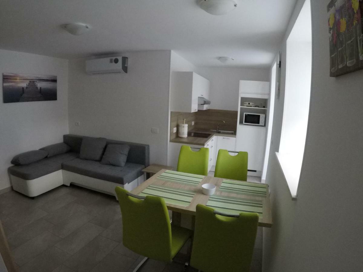 Apartmaji Ema Koper Luaran gambar